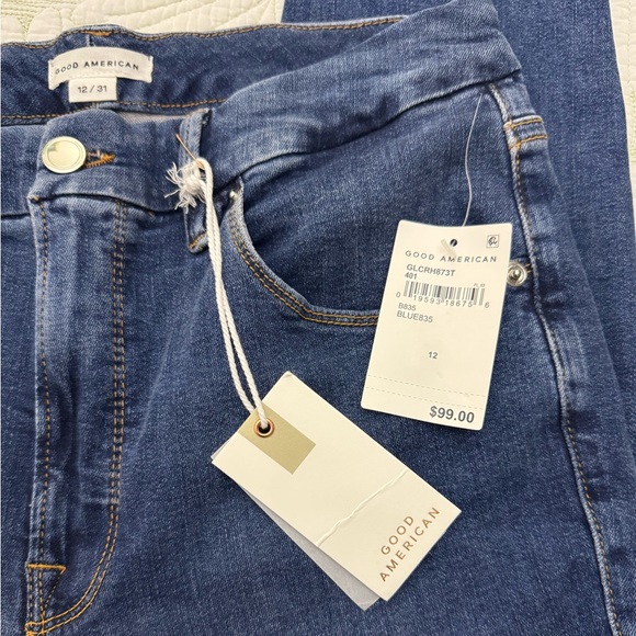 NWT Good American Good Legs Crop Jeans- Size 12 - Picture 2 of 5